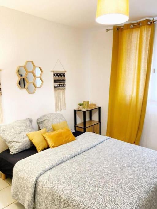 Studio A 5 Mn A Pied De La Gare Saint-Roch Montpellier Esterno foto